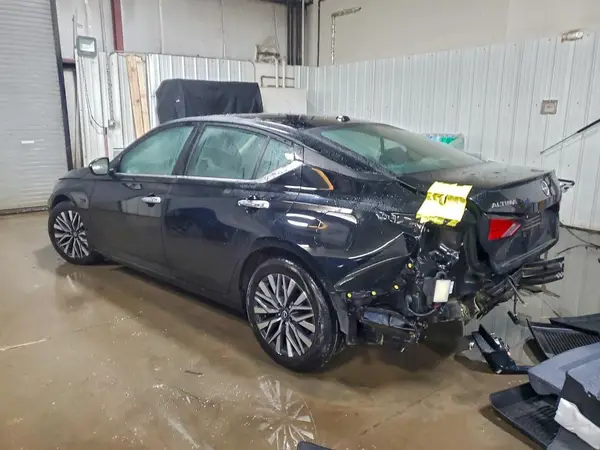 1N4BL4DV0PN410183 2023 NISSAN ALTIMA - Image 2