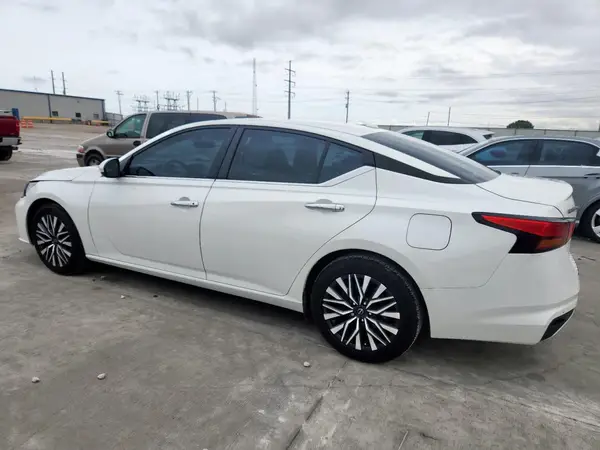 1N4BL4DV0PN422236 2023 NISSAN ALTIMA - Image 2
