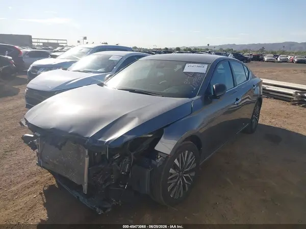 1N4BL4DV0RN310314 2024 NISSAN ALTIMA - Image 2