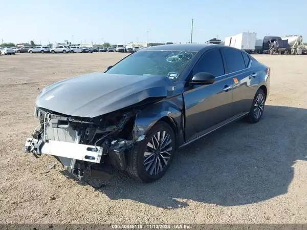1N4BL4DV0RN311284 2024 NISSAN ALTIMA - Image 2