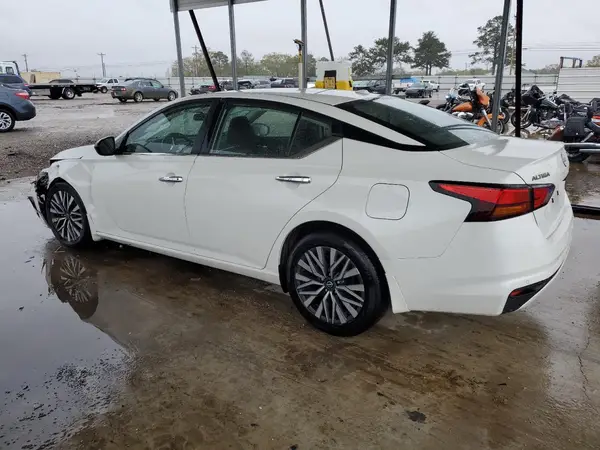 1N4BL4DV0RN315674 2024 NISSAN ALTIMA - Image 2