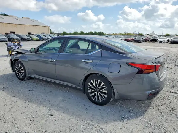 1N4BL4DV0RN317490 2024 NISSAN ALTIMA - Image 2