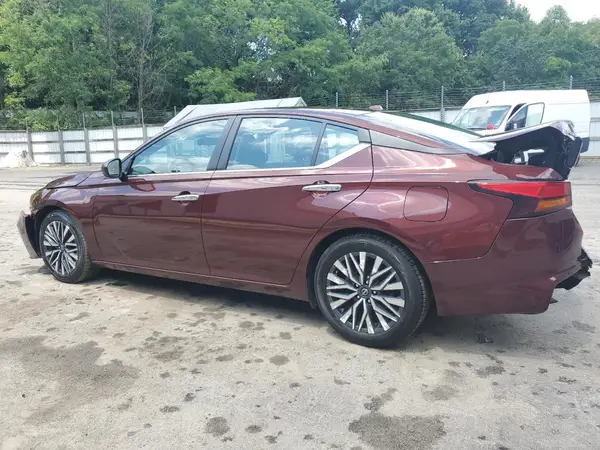 1N4BL4DV0RN319725 2024 NISSAN ALTIMA - Image 2