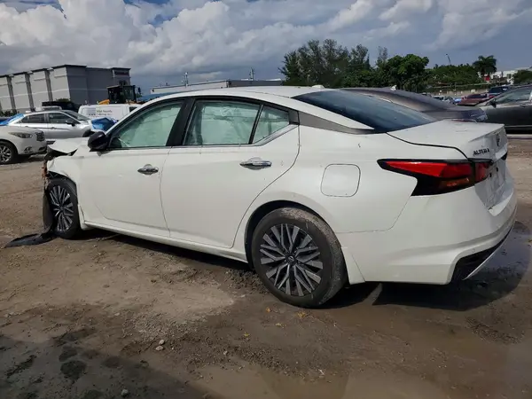 1N4BL4DV0RN327937 2024 NISSAN ALTIMA - Image 2
