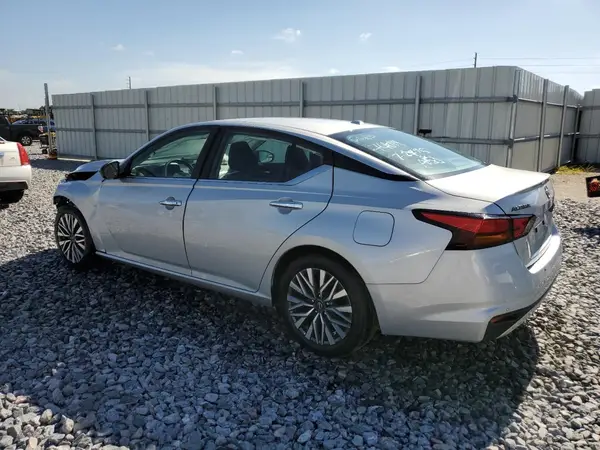 1N4BL4DV0RN328053 2024 NISSAN ALTIMA - Image 2