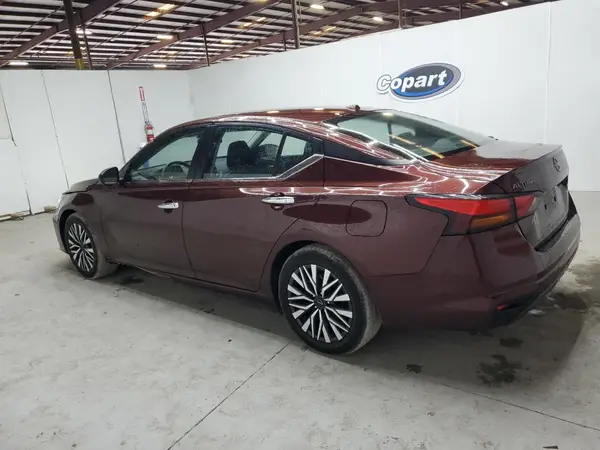 1N4BL4DV0RN334290 2024 NISSAN ALTIMA - Image 2