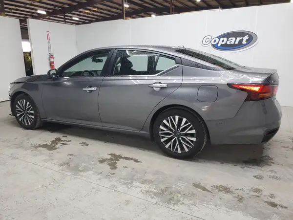 1N4BL4DV0RN335181 2024 NISSAN ALTIMA - Image 2