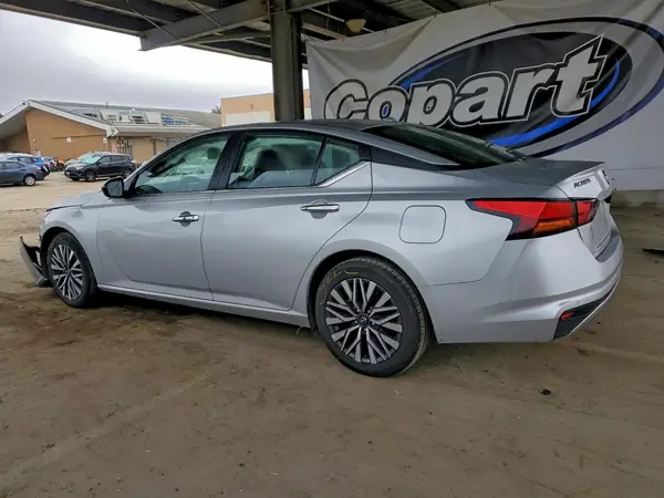 1N4BL4DV0RN340249 2024 NISSAN ALTIMA - Image 2