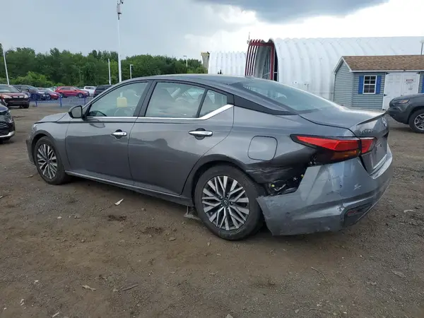 1N4BL4DV0RN369525 2024 NISSAN ALTIMA - Image 2