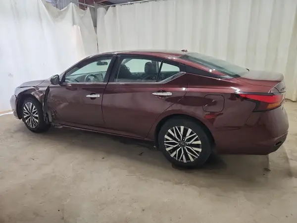 1N4BL4DV0RN371193 2024 NISSAN ALTIMA - Image 2