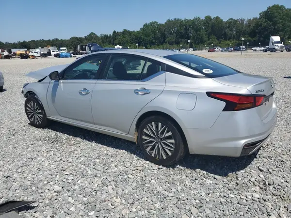 1N4BL4DV0RN375082 2024 NISSAN ALTIMA - Image 2