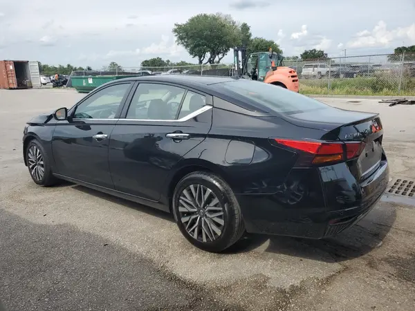 1N4BL4DV0RN377320 2024 NISSAN ALTIMA - Image 2