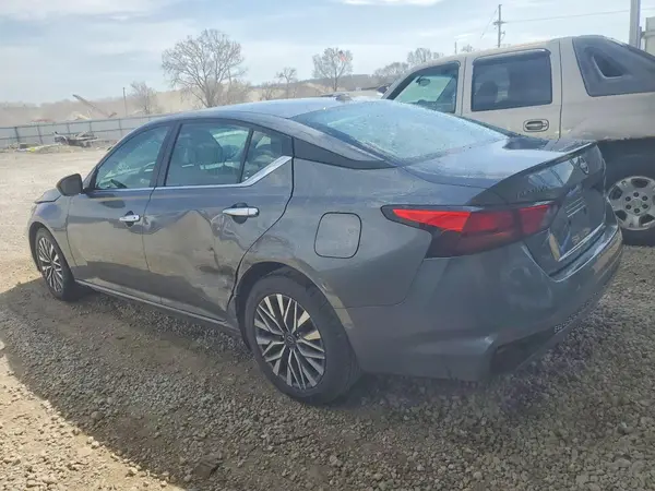 1N4BL4DV0RN394263 2024 NISSAN ALTIMA - Image 2