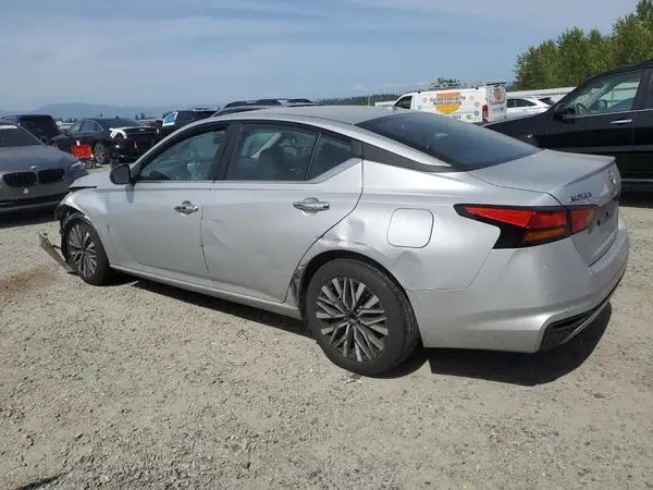 1N4BL4DV0RN404578 2024 NISSAN ALTIMA - Image 2