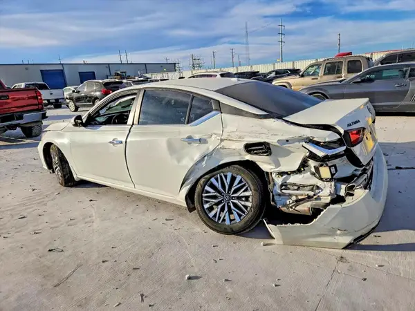 1N4BL4DV0RN404676 2024 NISSAN ALTIMA - Image 2
