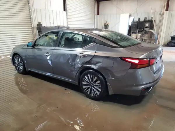 1N4BL4DV0RN417640 2024 NISSAN ALTIMA - Image 2