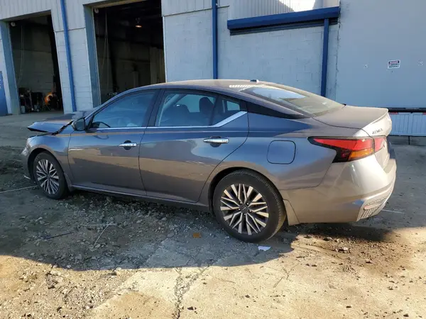 1N4BL4DV0RN419081 2024 NISSAN ALTIMA - Image 2