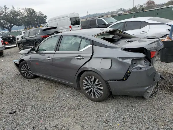 1N4BL4DV0RN429187 2024 NISSAN ALTIMA - Image 2