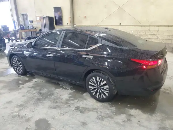 1N4BL4DV0RN431750 2024 NISSAN ALTIMA - Image 2