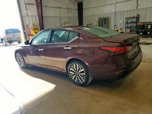 1N4BL4DV0SN301683 2025 NISSAN ALTIMA - Image 2
