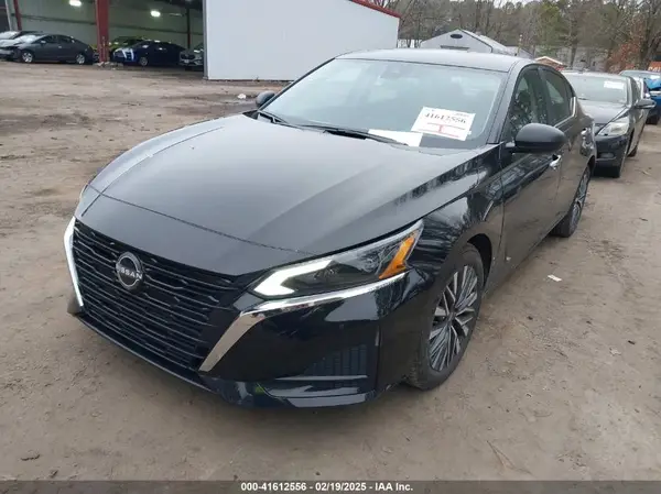 1N4BL4DV0SN302672 2025 NISSAN ALTIMA - Image 2