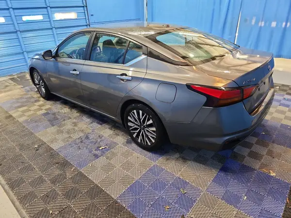 1N4BL4DV0SN337289 2025 NISSAN ALTIMA - Image 2