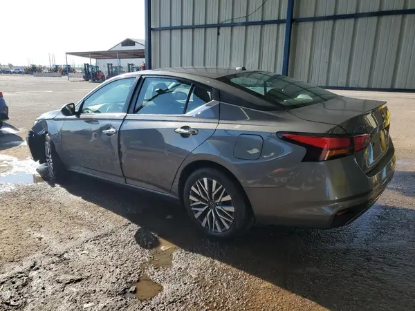 1N4BL4DV0SN340015 2025 NISSAN ALTIMA - Image 2
