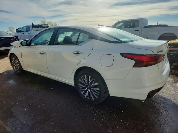 1N4BL4DV0SN347191 2025 NISSAN ALTIMA - Image 2
