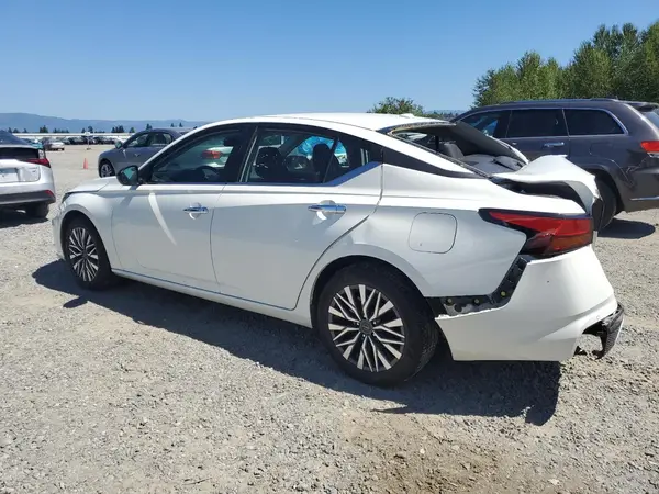 1N4BL4DV0SN348129 2025 NISSAN ALTIMA - Image 2