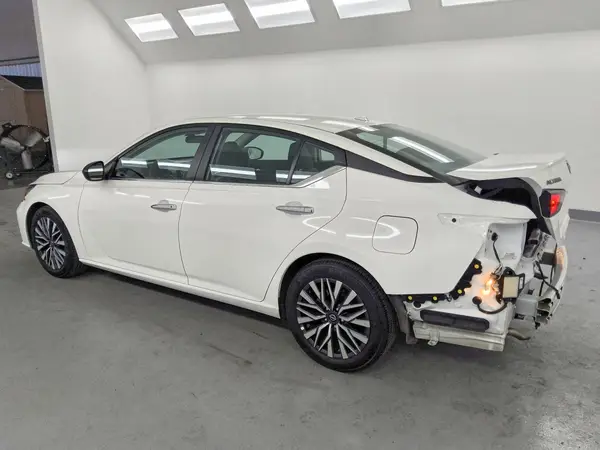 1N4BL4DV0SN354660 2025 NISSAN ALTIMA - Image 2