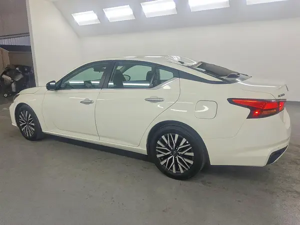 1N4BL4DV0SN354920 2025 NISSAN ALTIMA - Image 2