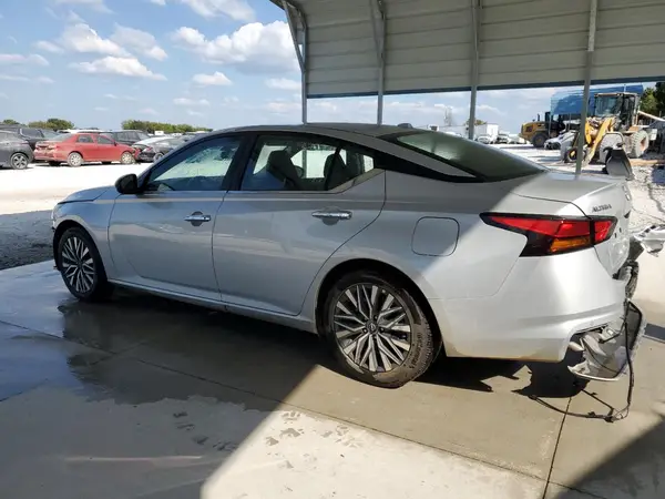 1N4BL4DV0SN365349 2025 NISSAN ALTIMA - Image 2
