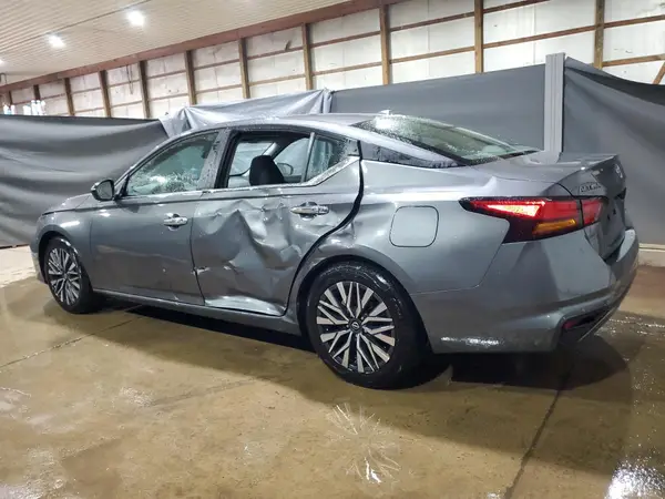 1N4BL4DV0SN367358 2025 NISSAN ALTIMA - Image 2
