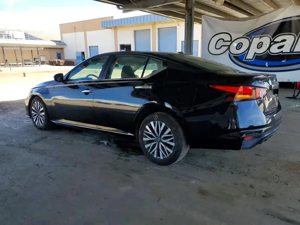 1N4BL4DV0SN369269 2025 NISSAN ALTIMA - Image 2