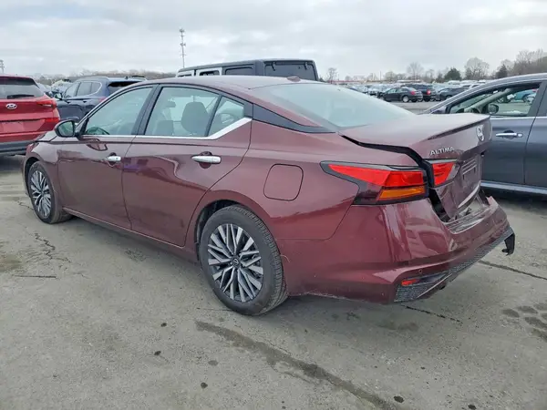 1N4BL4DV0SN384418 2025 NISSAN ALTIMA - Image 2