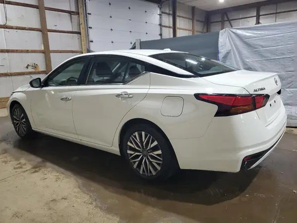 1N4BL4DV0SN392647 2025 NISSAN ALTIMA - Image 2