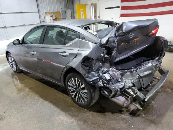 1N4BL4DV0SN396021 2025 NISSAN ALTIMA - Image 2