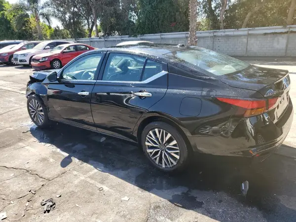 1N4BL4DV0SN397671 2025 NISSAN ALTIMA - Image 2