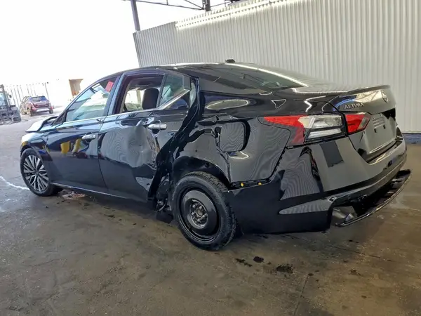 1N4BL4DV0SN401637 2025 NISSAN ALTIMA - Image 2