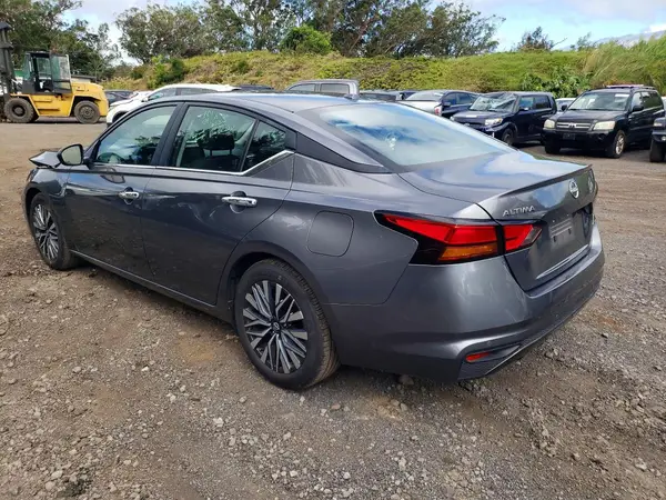1N4BL4DV0SN404988 2025 NISSAN ALTIMA - Image 2