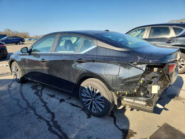 1N4BL4DV0TN309395 2026 NISSAN ALTIMA - Image 2