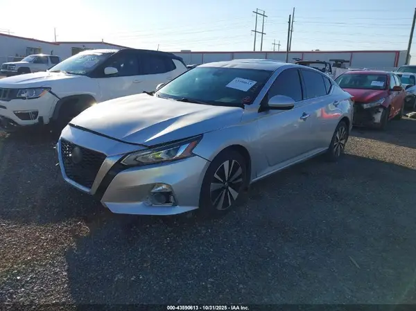 1N4BL4DV1KC131393 2019 NISSAN ALTIMA - Image 2