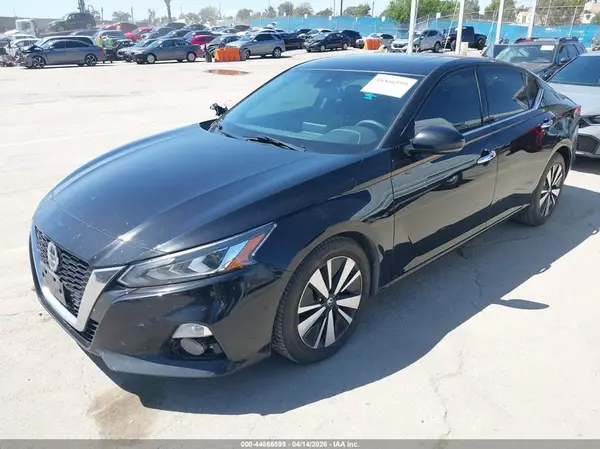 1N4BL4DV1KC165625 2019 NISSAN ALTIMA - Image 2