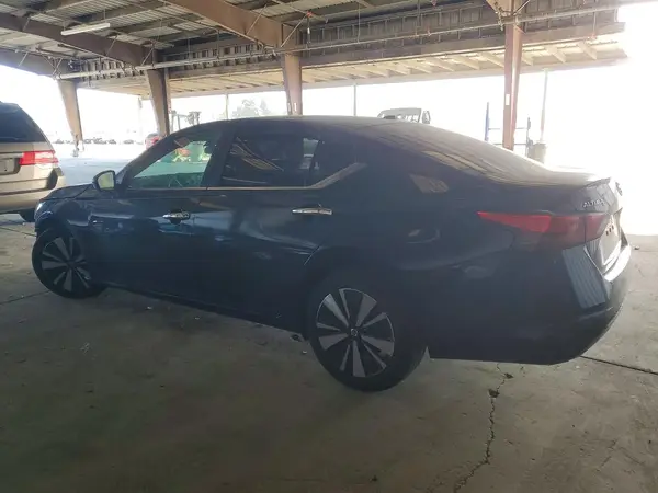 1N4BL4DV1MN317040 2021 NISSAN ALTIMA - Image 2