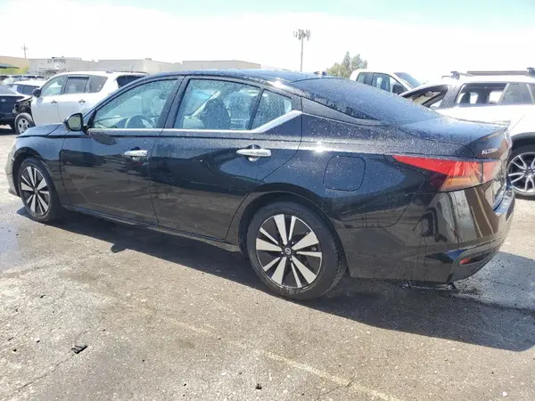 1N4BL4DV1MN334999 2021 NISSAN ALTIMA - Image 2