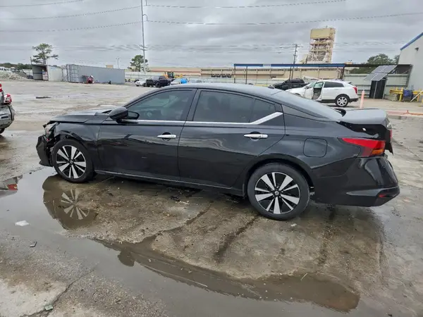 1N4BL4DV1MN357943 2021 NISSAN ALTIMA - Image 2
