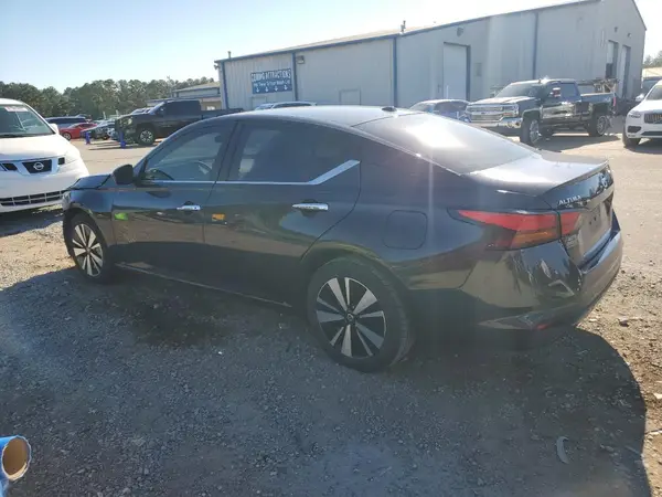 1N4BL4DV1MN372765 2021 NISSAN ALTIMA - Image 2