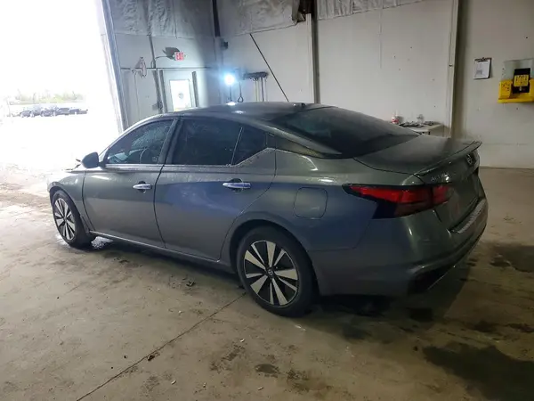 1N4BL4DV1MN378629 2021 NISSAN ALTIMA - Image 2