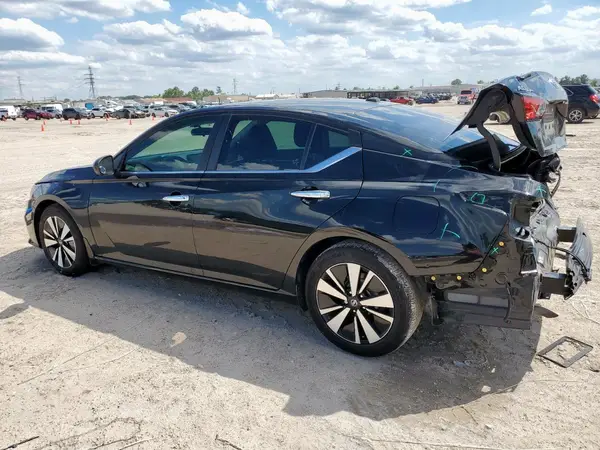 1N4BL4DV1MN379697 2021 NISSAN ALTIMA - Image 2
