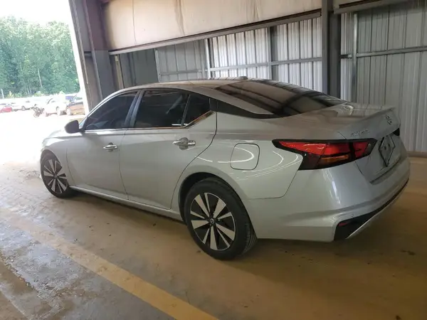 1N4BL4DV1MN411886 2021 NISSAN ALTIMA - Image 2